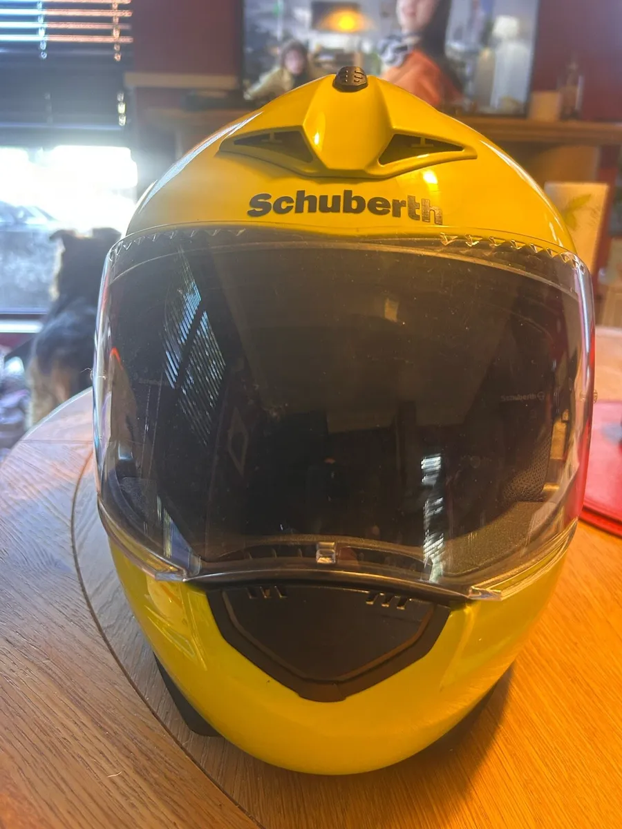 Schuberth c3 pro and caberg size large - Image 2