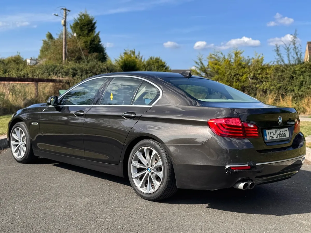 Bmw 520d luxury 2014 - Image 4