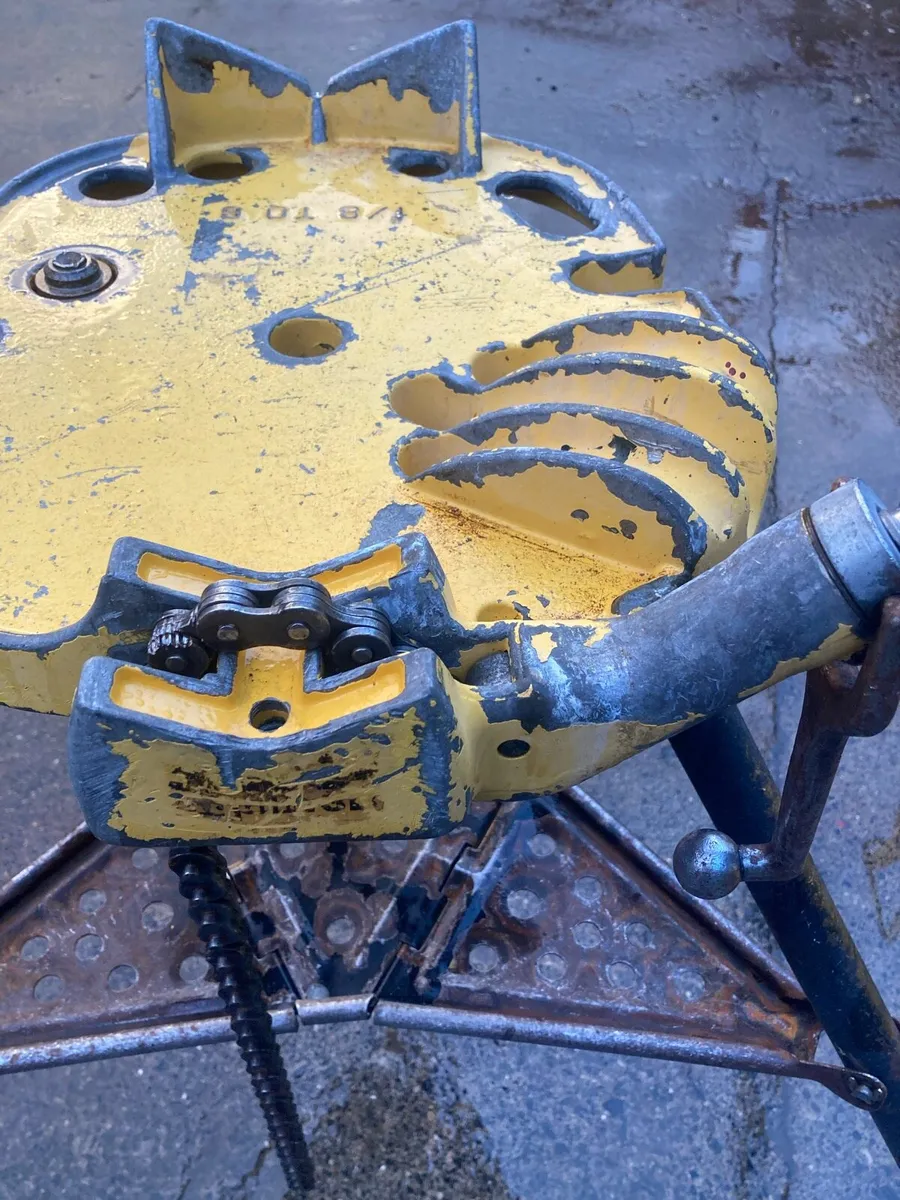 REMS Plumbers pipe stand - Image 4