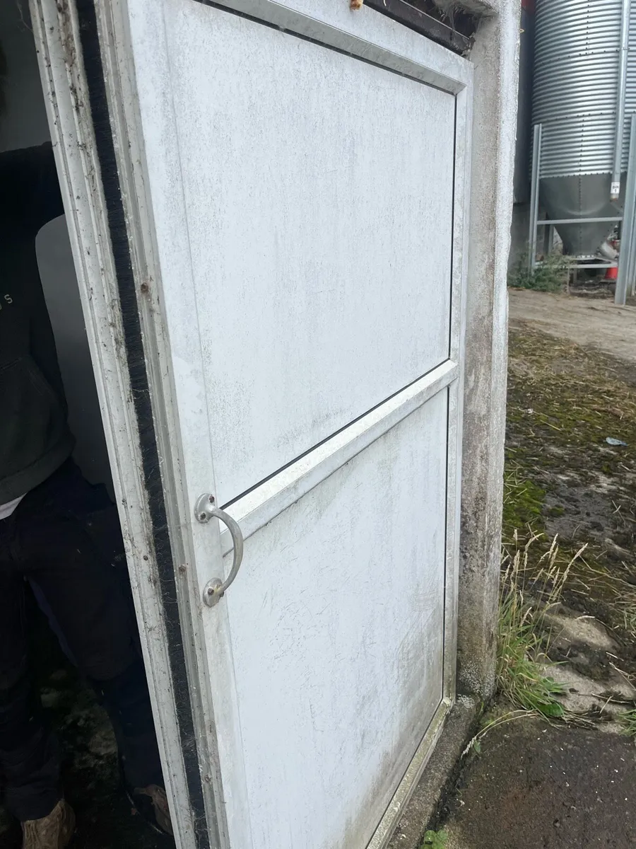 Dairy doors - Image 1