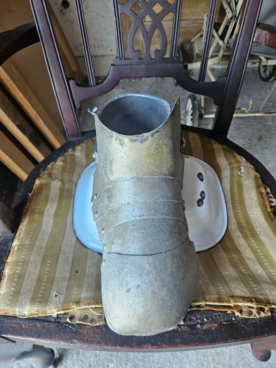 Vintage Foot Armour from the Film Excalibur - Image 4