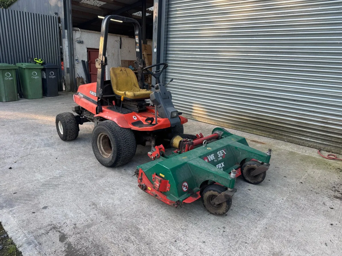 Kubota out front - Image 3