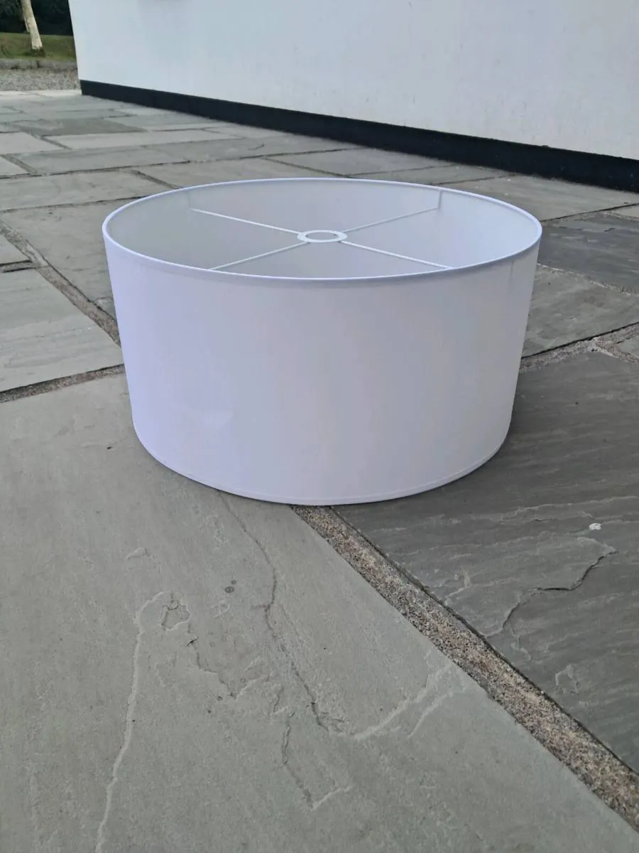 Light shade - free to take away - Image 2