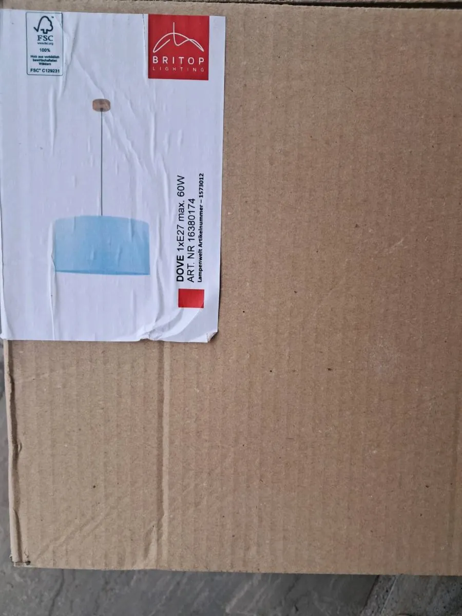 Light shade - free to take away - Image 1
