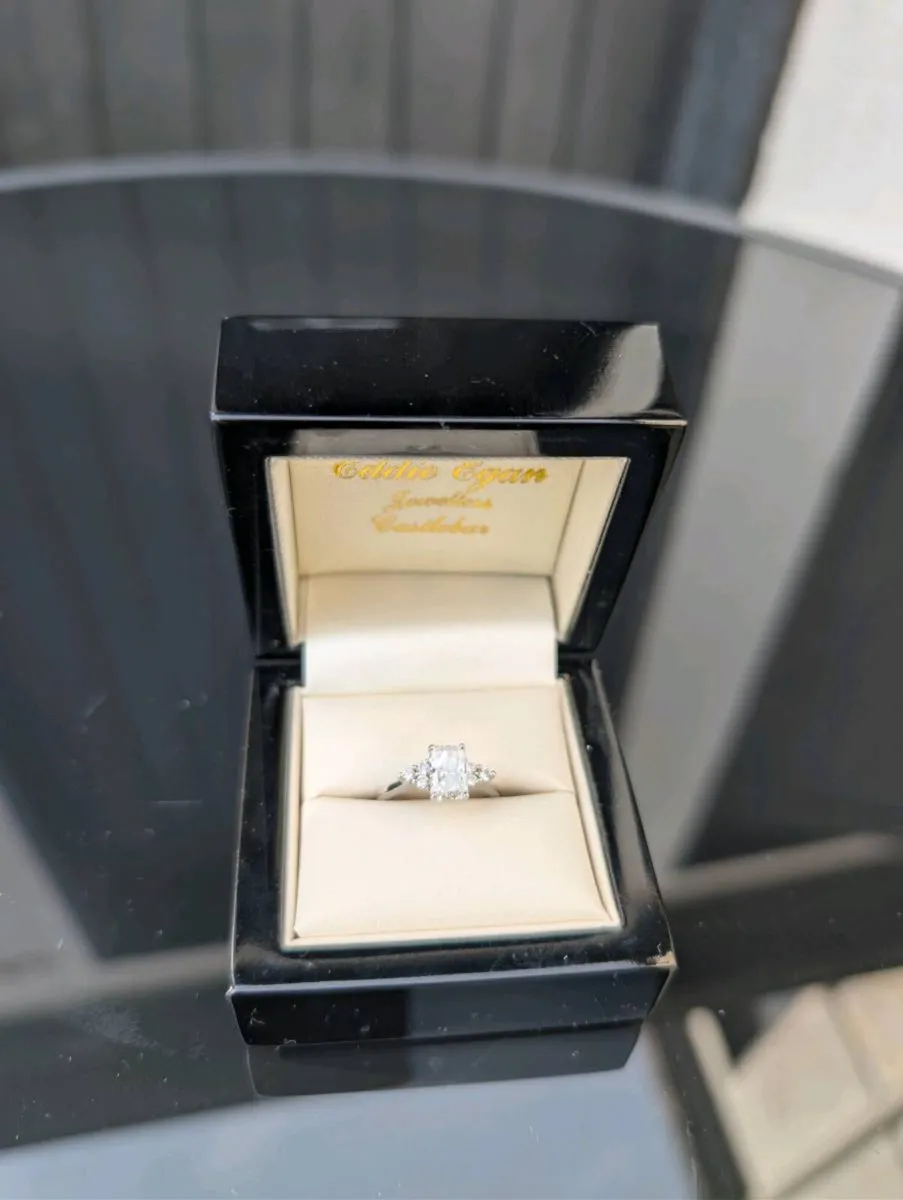 Lab Grown Diamond Engagement Ring – 1.10ct D/VS2 - Image 1