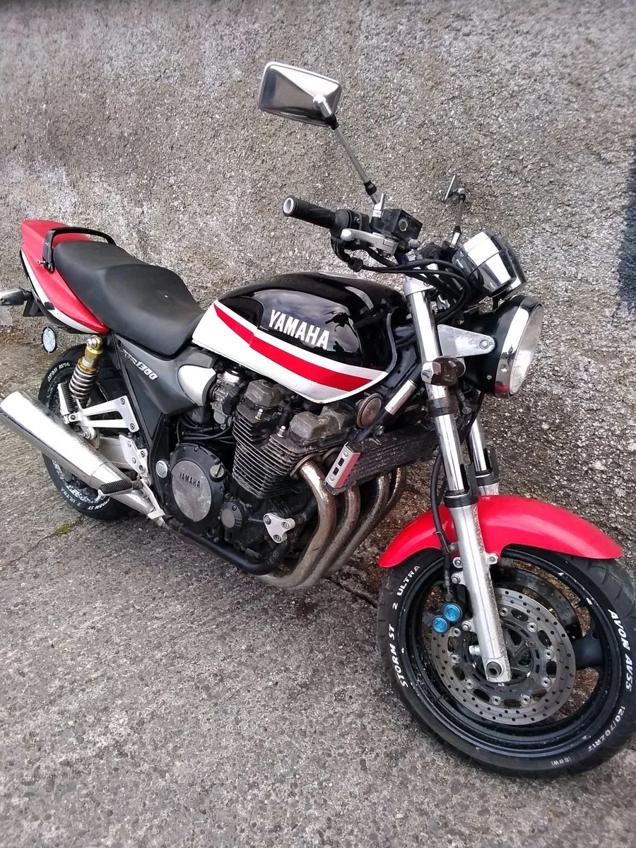 YAMAHA XJR1300 - Image 2