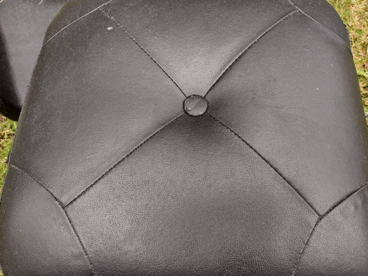 Black padded faux leather cube stool - Image 2