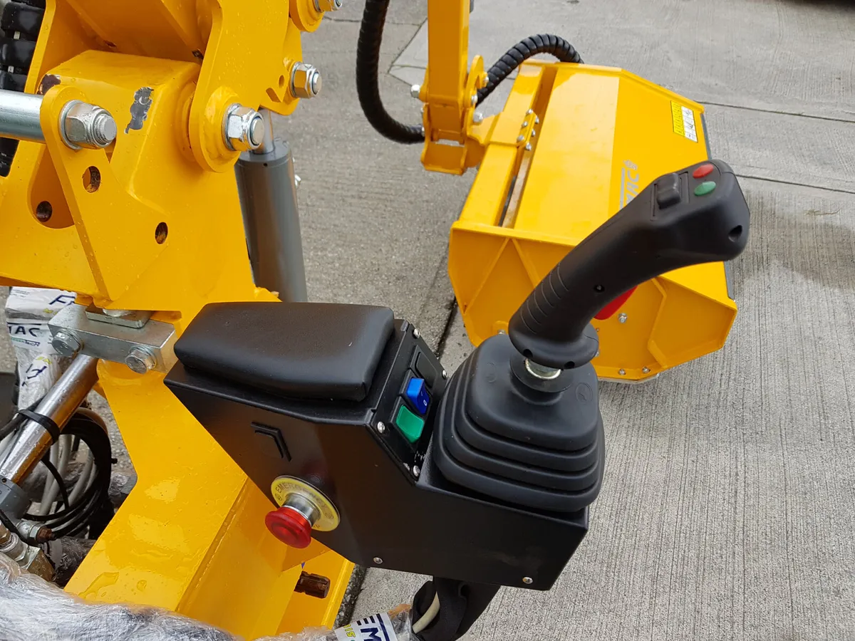 FEMAC DOC 302P HEDGE CUTTER JOYSTICK - Image 2