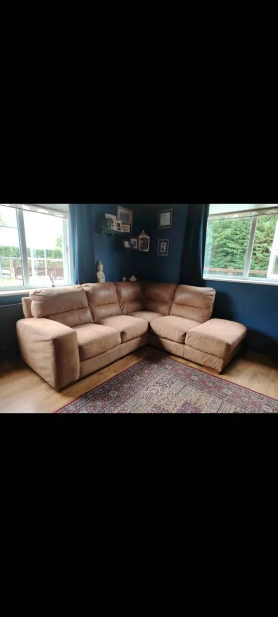 L shaped couch - Image 2