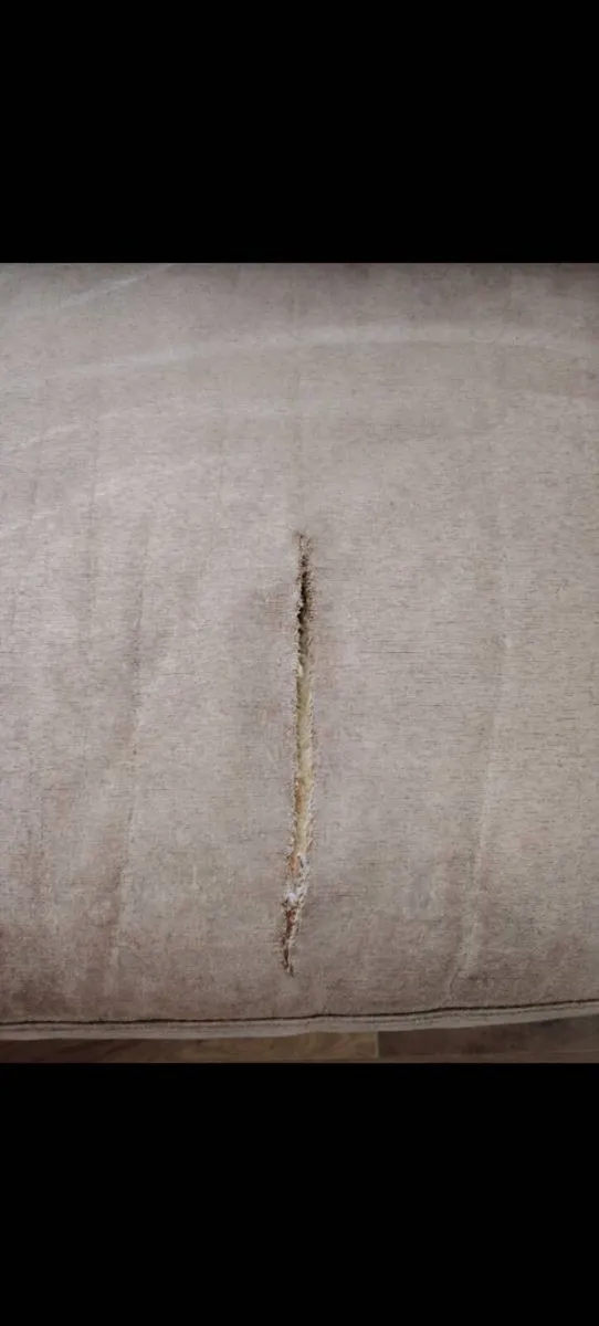 L shaped couch - Image 4