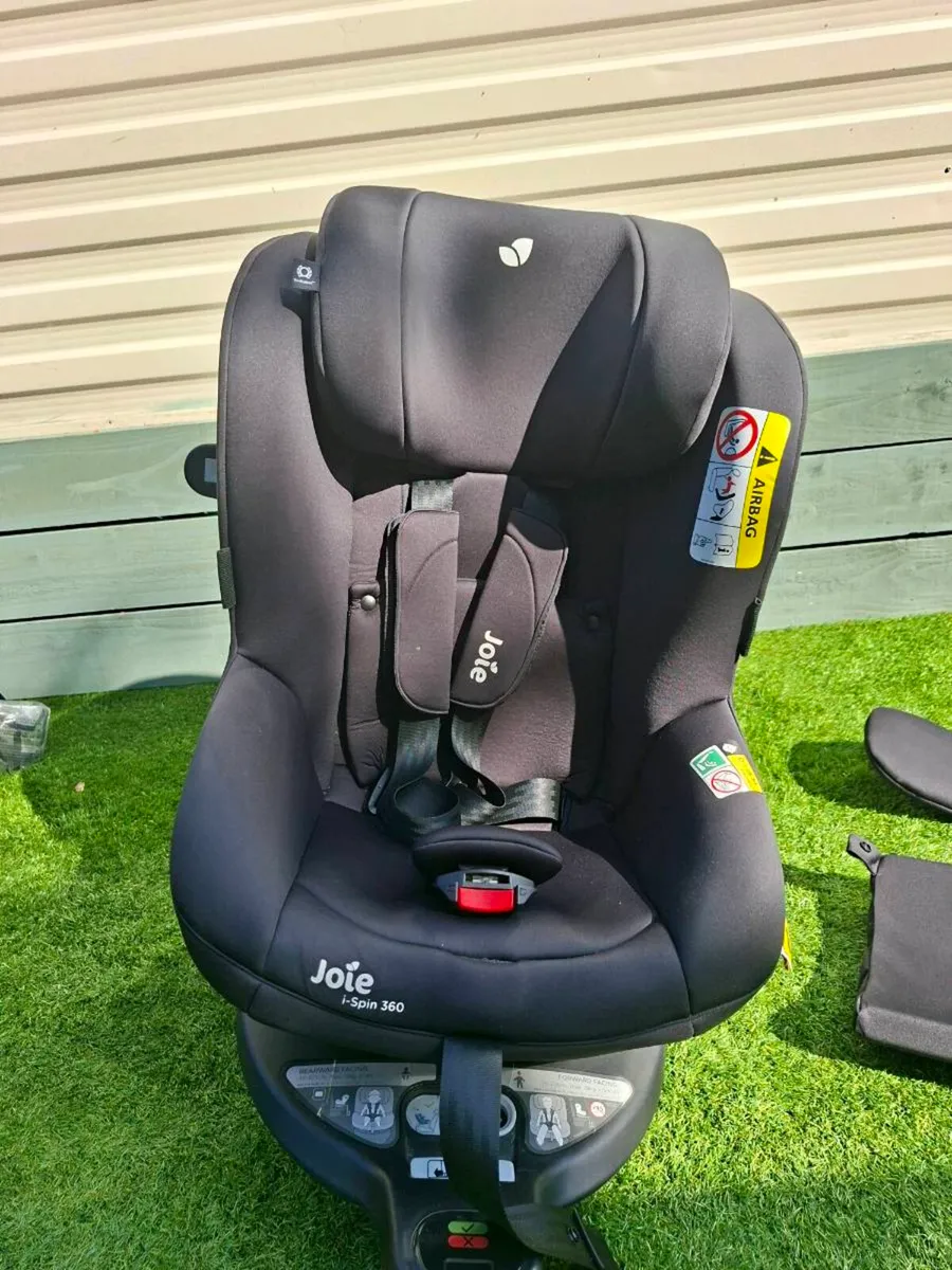 Joie ispin 360 car seat - Image 1