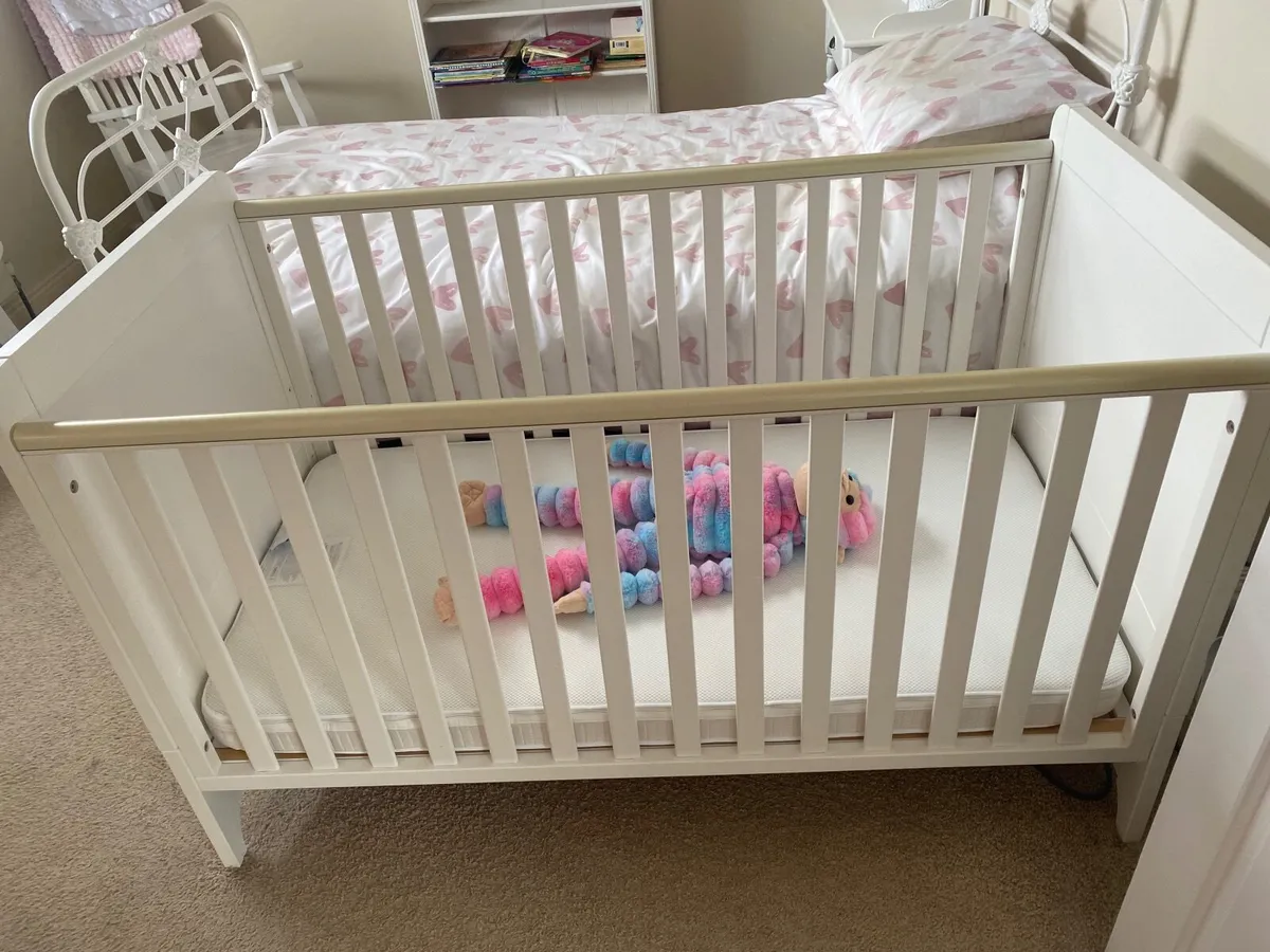 Cot/cotbed - Image 4