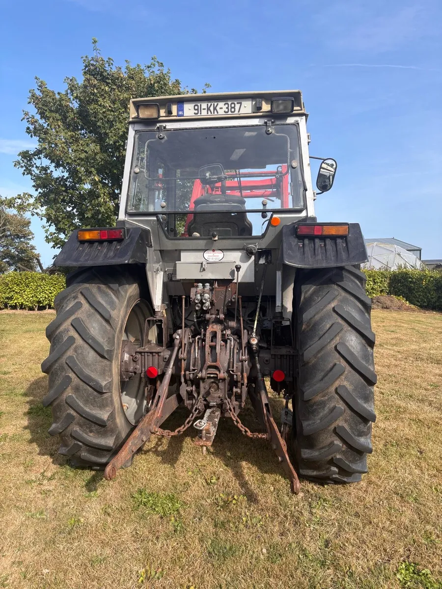 Massy Ferguson 390 with loader - Image 2