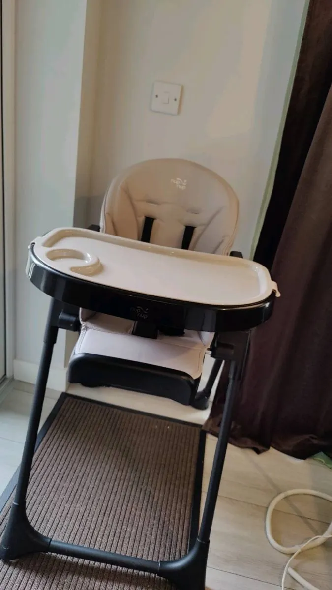 High chair - Image 2