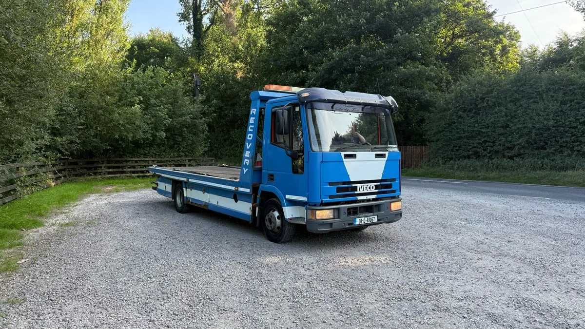 Iveco tilt and slide recovery - Image 1