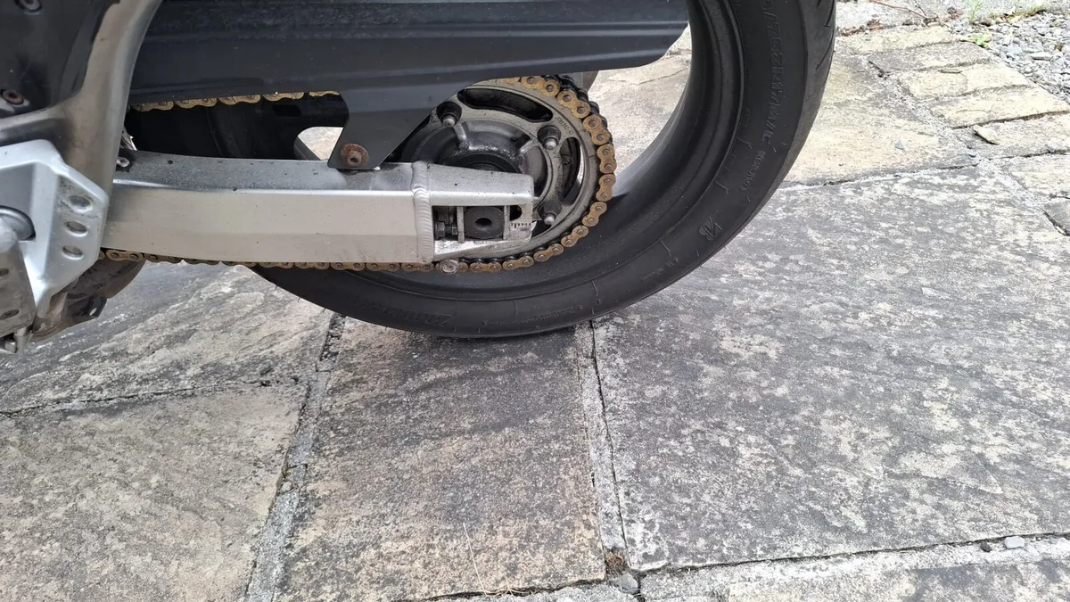 SUZUKI V STROM 1000 - Image 4