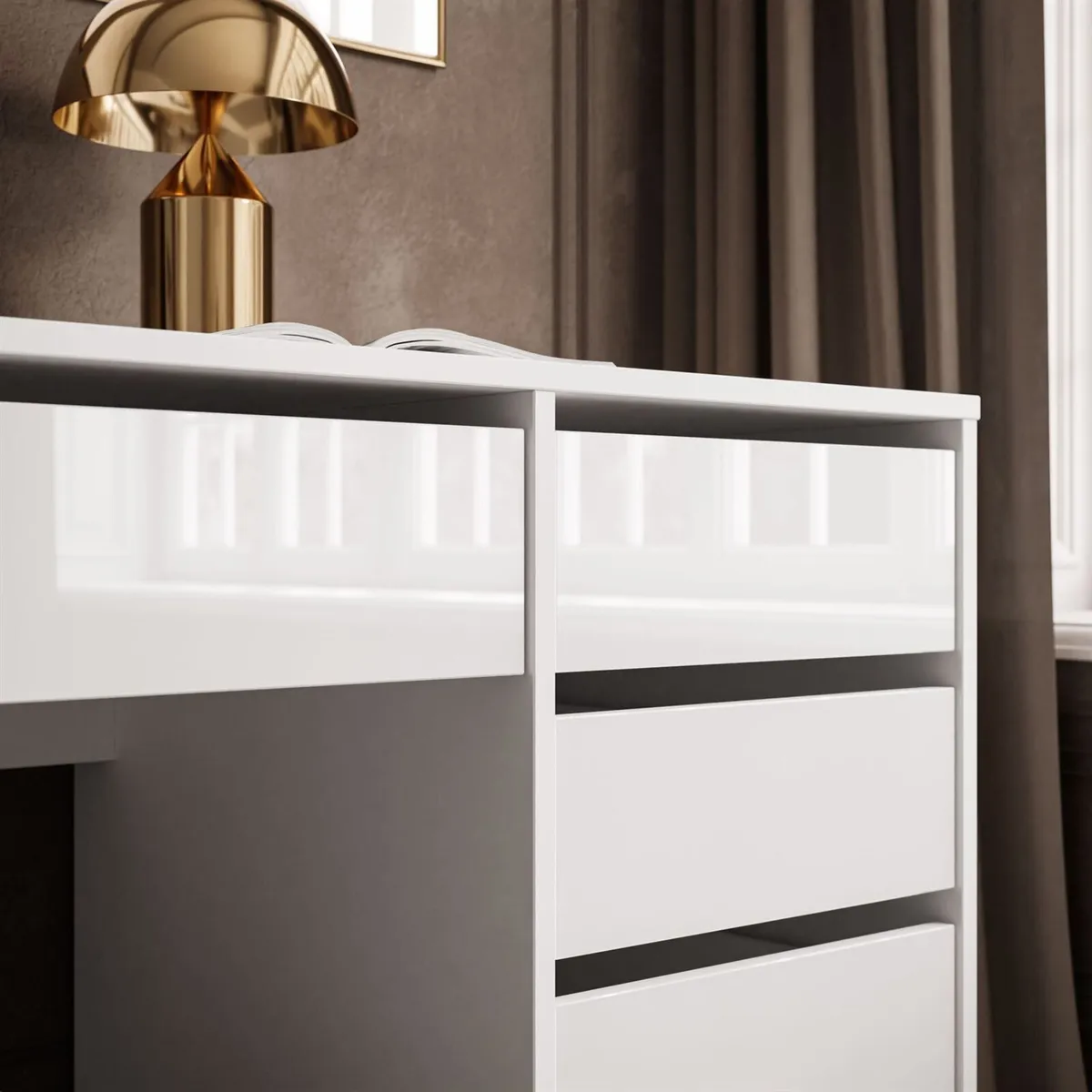 Glamour Vanity Table with Hollywood Mirror - Image 4
