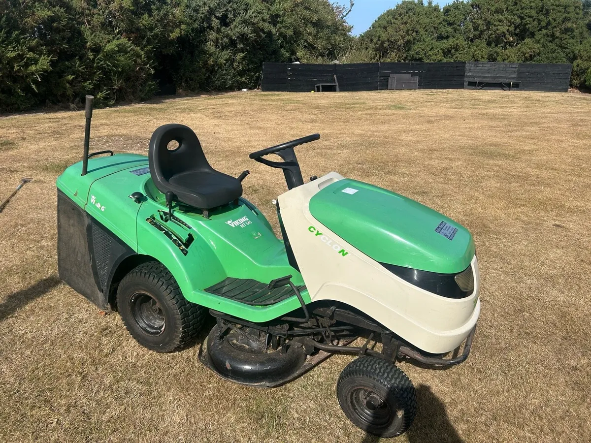 Tractor lawnmower - Image 3