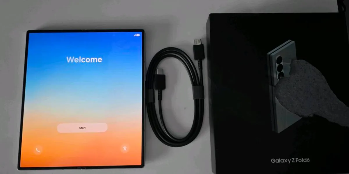 Samsung Fold 6 256GB Perfect Condition - Image 1