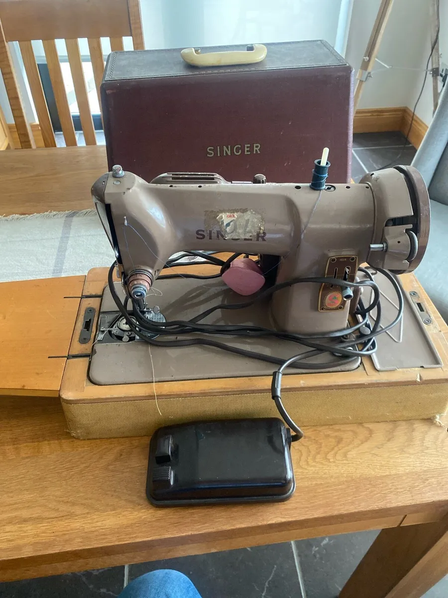 Singer Electric Sowing Machine - Image 2