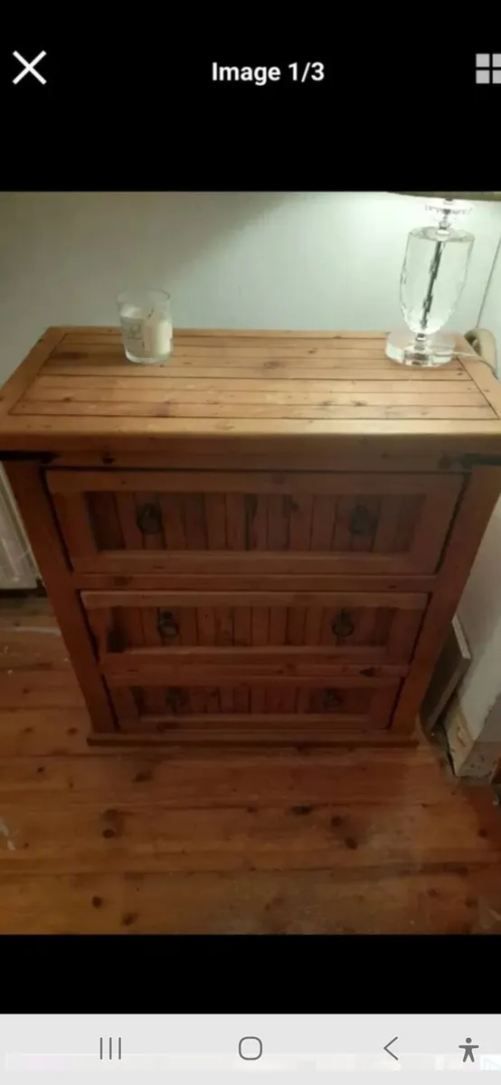 Mexican pine dresser - Image 1