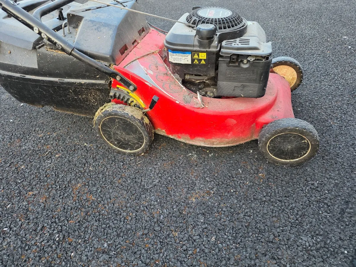 Lawn mower for part - Image 2