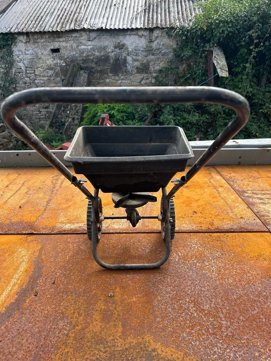Walk Behind Red Devil Seed Spreader - Image 3