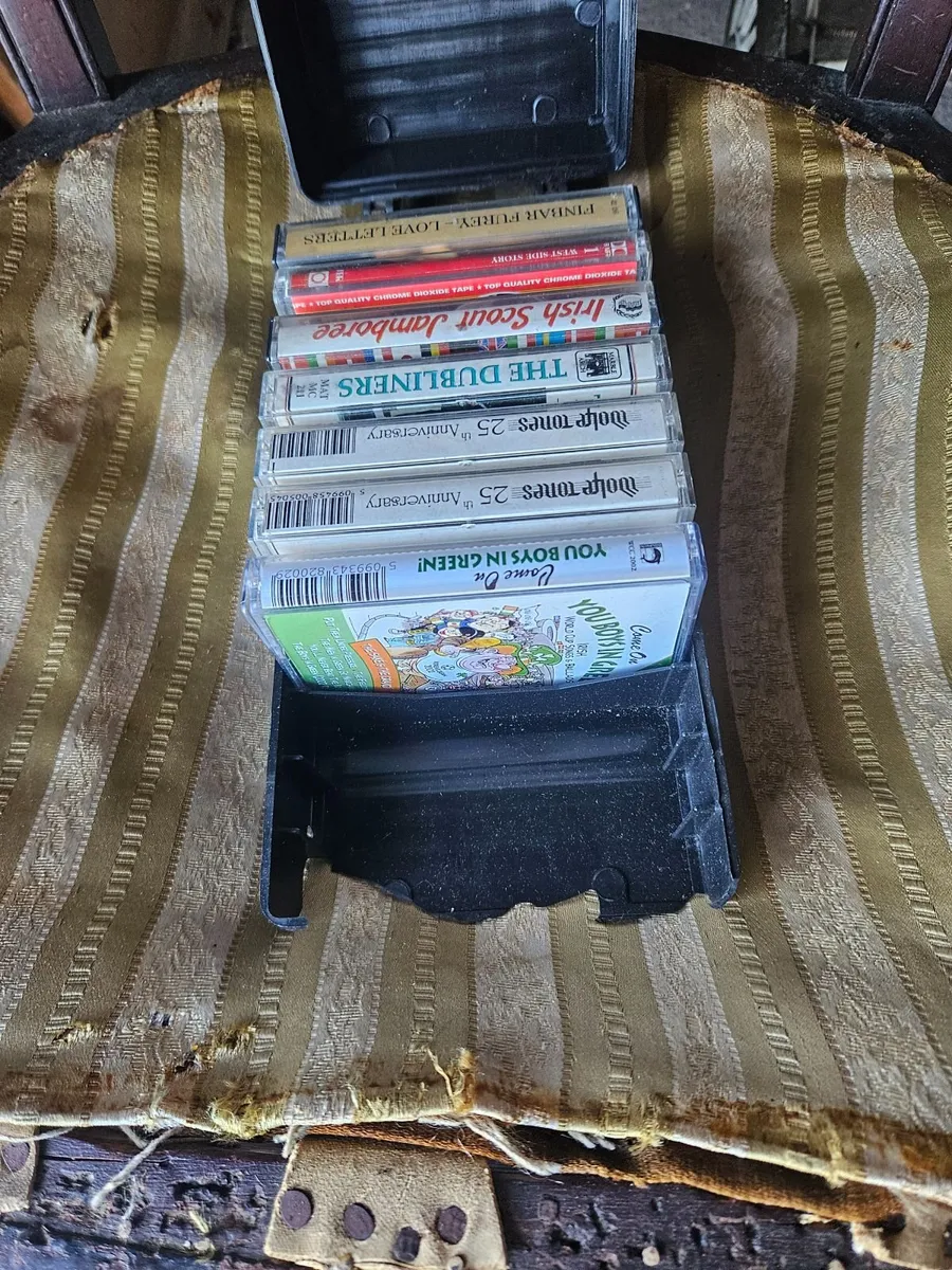 Vintage Cassette Tapes Wolftones Dubliners - Image 3