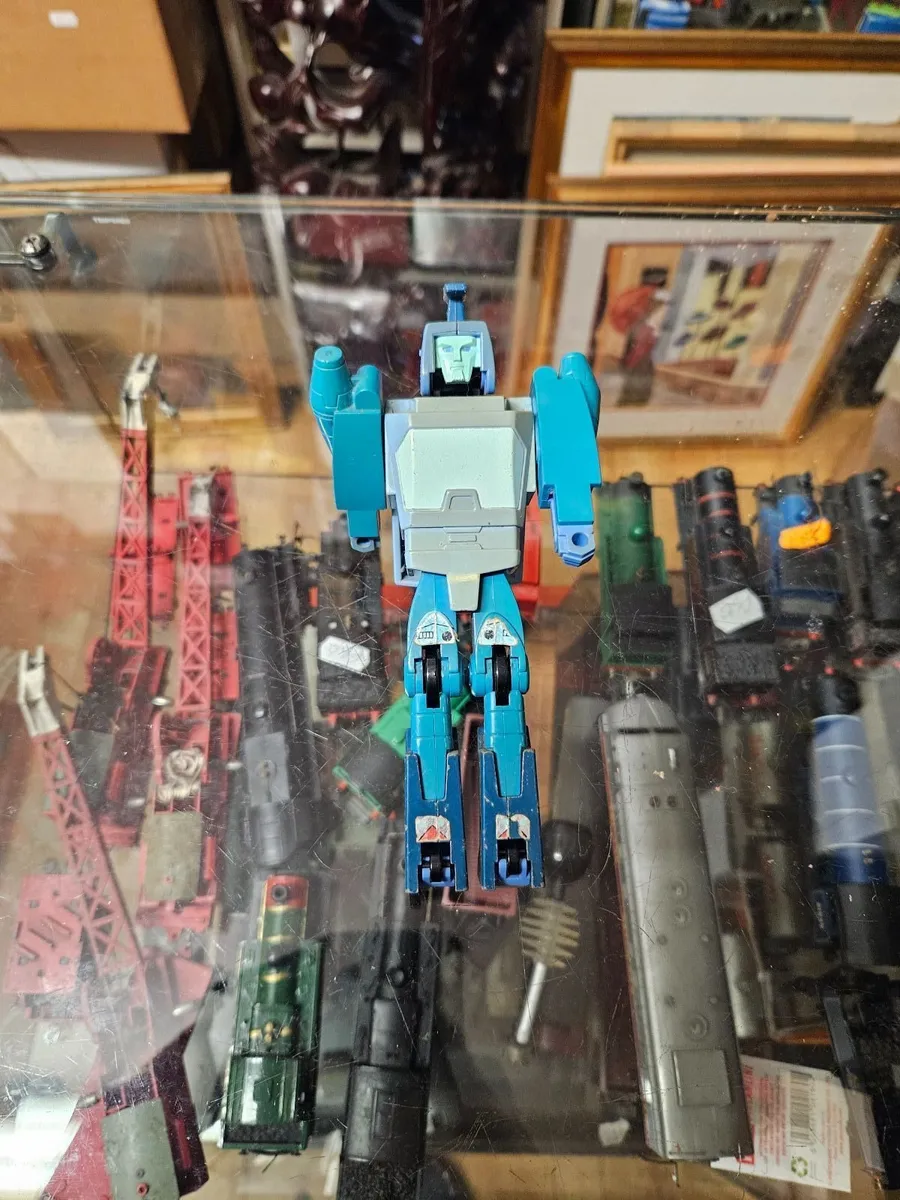 Vintage Retro Transformer - Image 1
