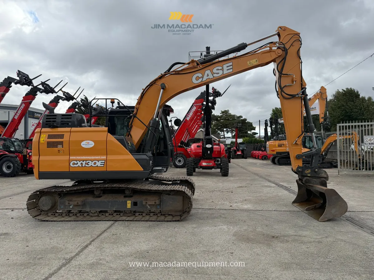 Case CX130E LC - Year 2023  Low Hours - Immaculate - Image 3