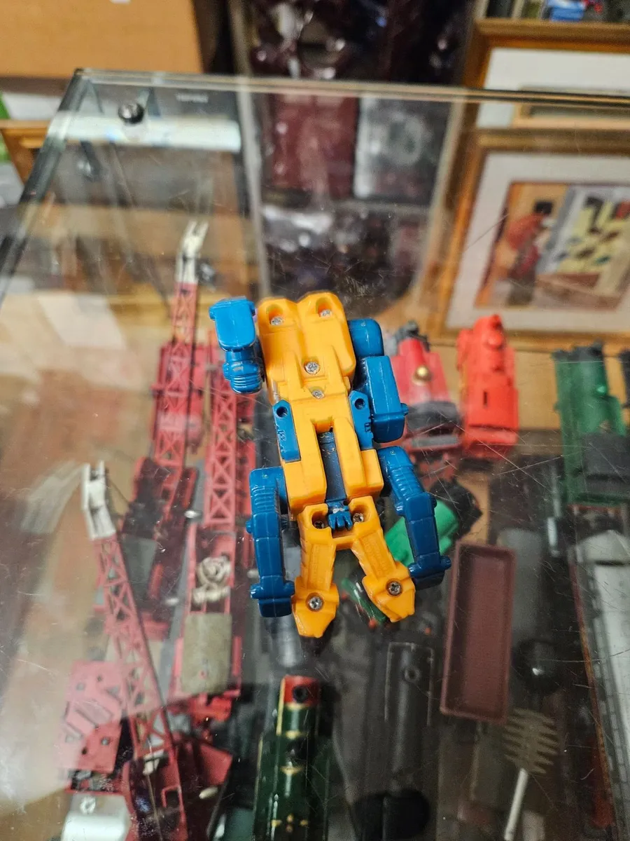 Vintage Retro Transformer - Image 2