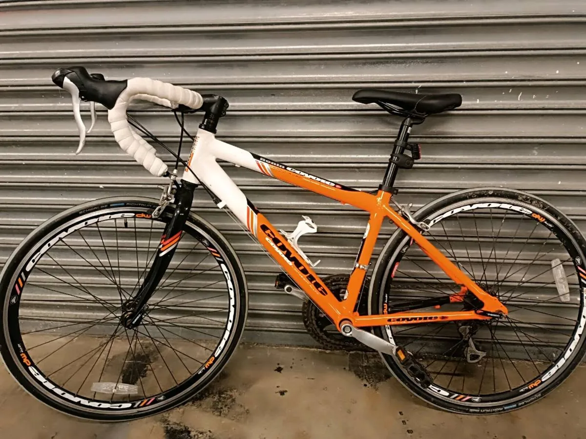 Kids road bike - Image 2
