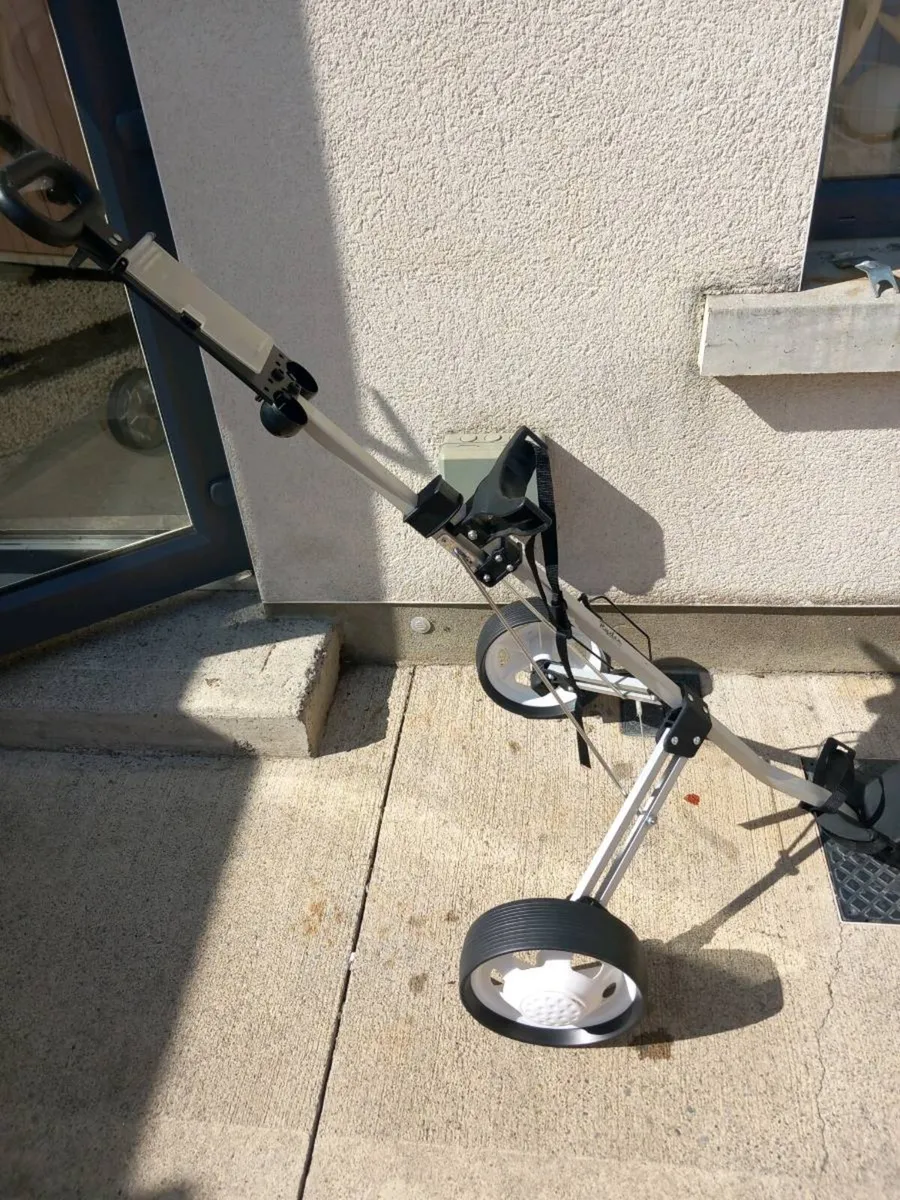 Ryder two wheels golf trolley. - Image 4