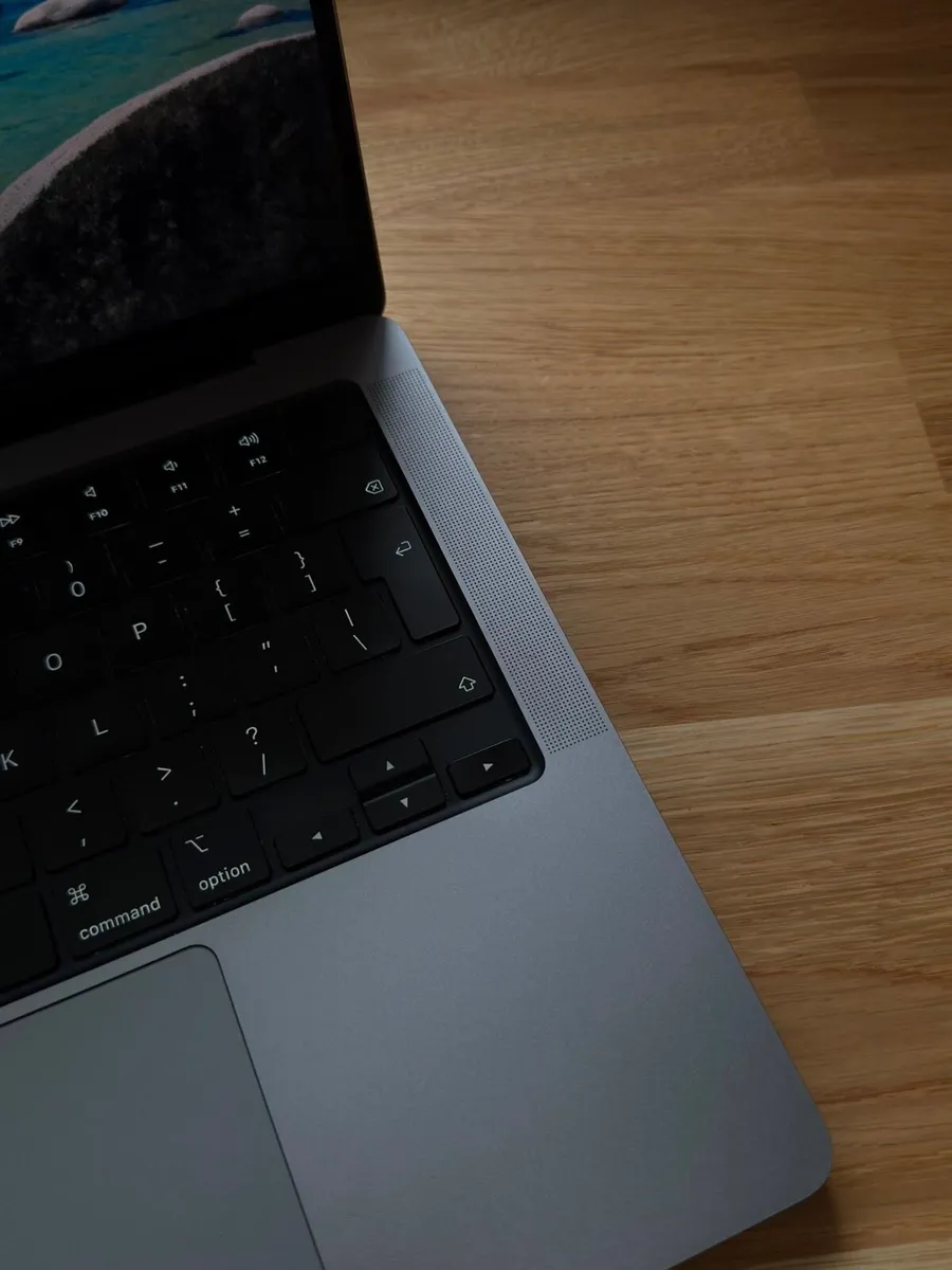 MacBook Pro 14” 2021 - M1 Pro - 1TB SSD - Image 4