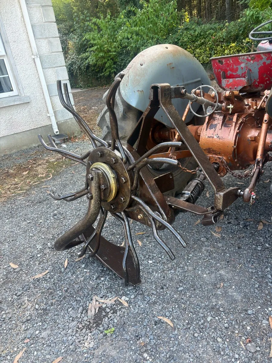 Tamkin potato Digger Spinner Very Original Badged - Image 3