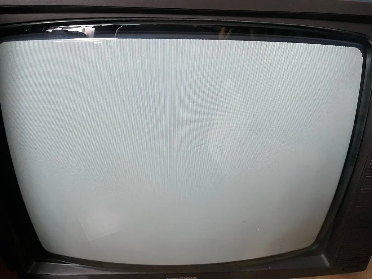 Vintage Television - Image 2