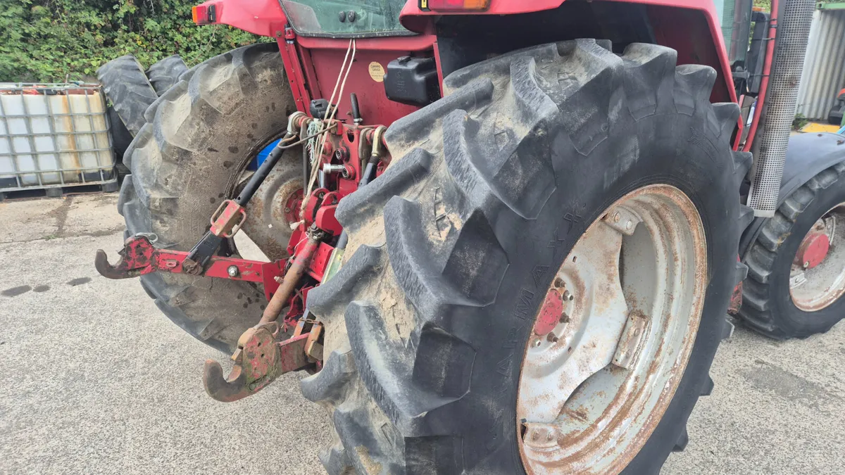 CASE CX 100 TRACTOR - Image 4