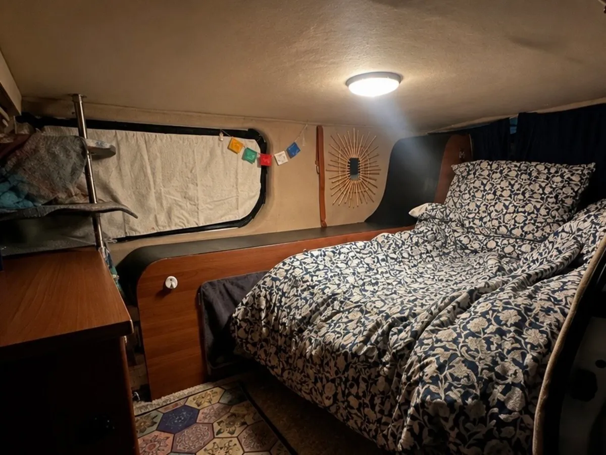 2009 Nissan Primaster Camper Van - Image 2