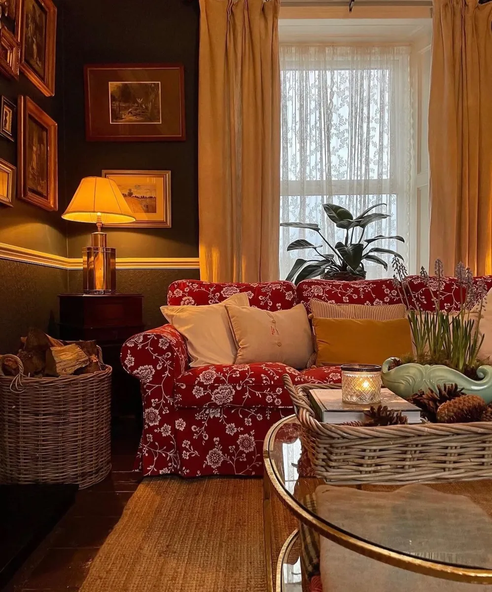 Sofa - Image 3