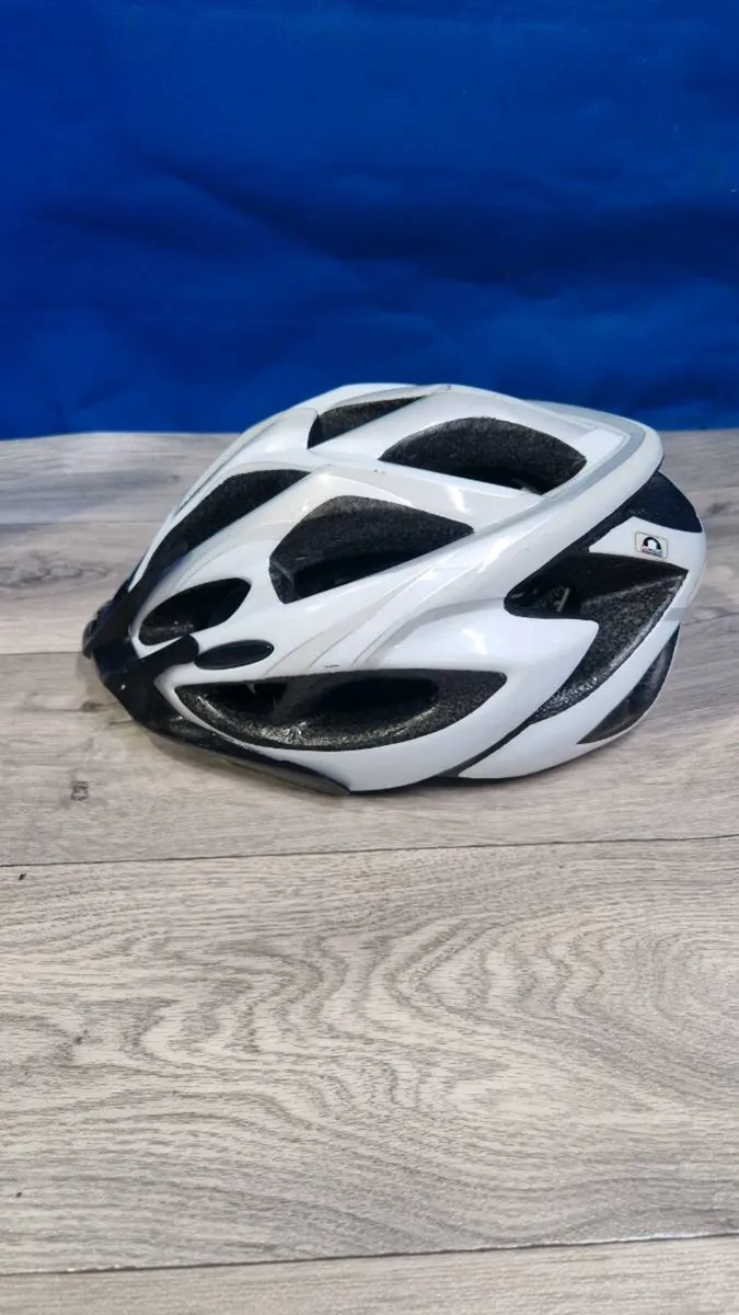 Crivit SP56 Bike Helmet - Image 1
