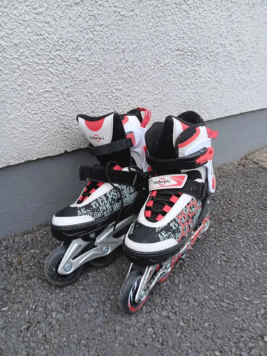 Blindside adjustable inline skates - Image 1