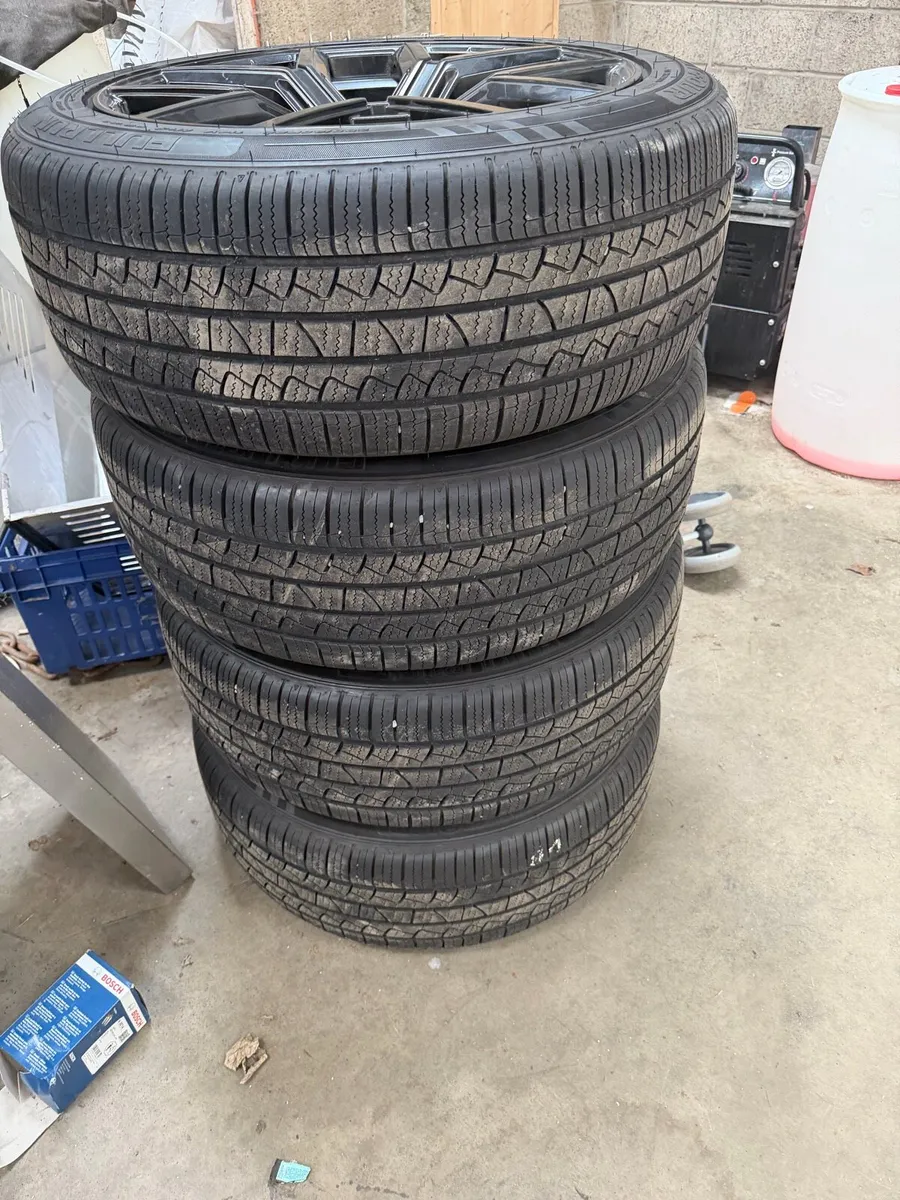 22inc Landrover wheels - Image 2