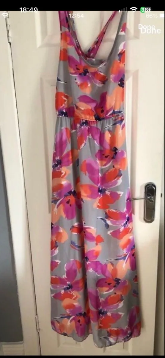 Ladies stunning maxi dress size 12 €10 - Image 1
