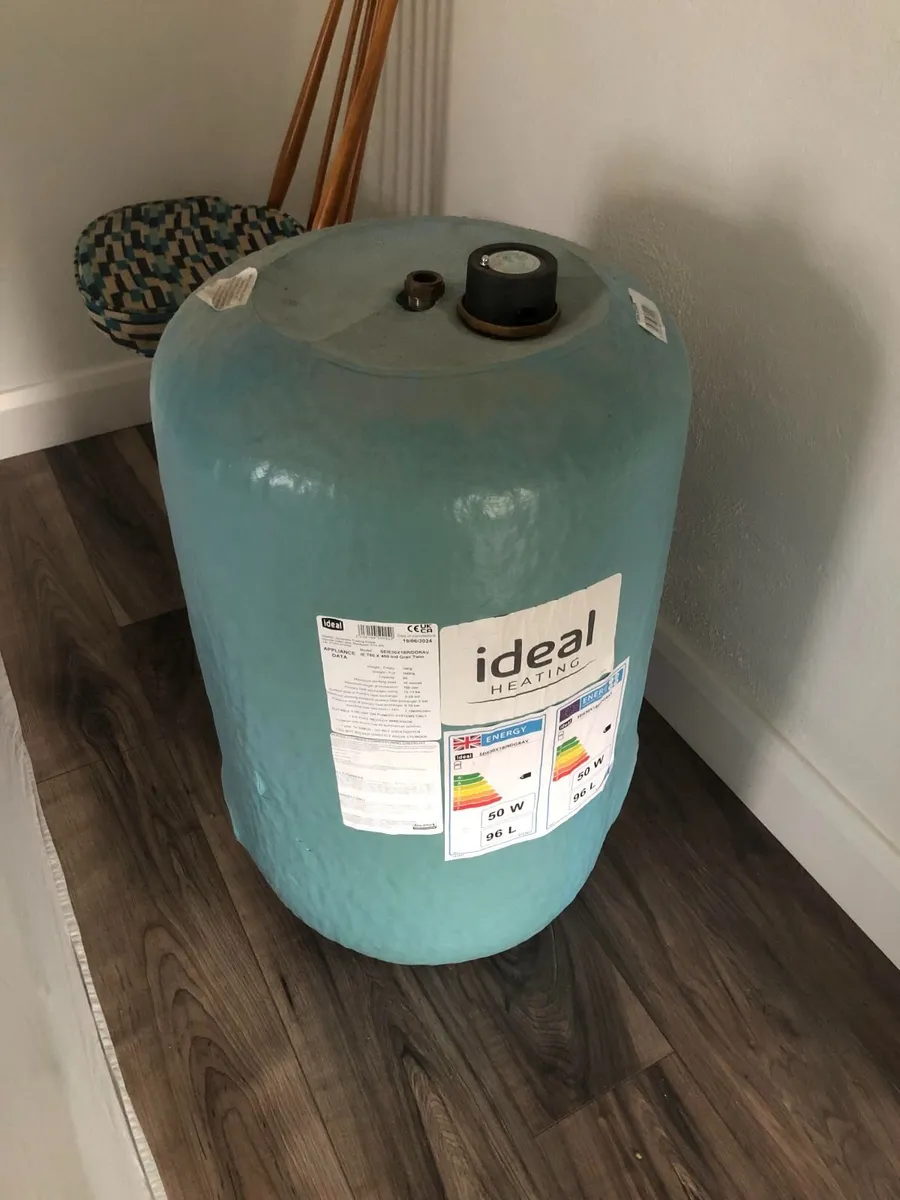 double hot coil water cylinder - Image 1