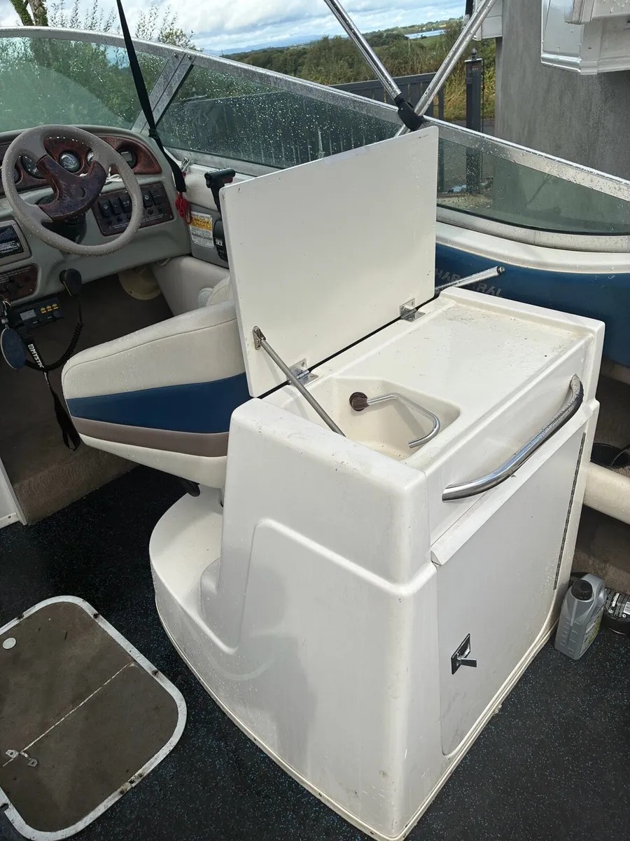 Speed boat - Image 4