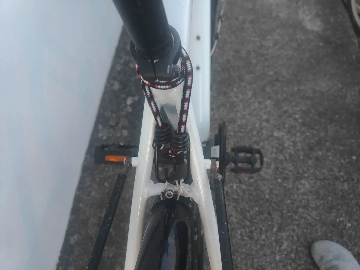 Trek FX3 adult bike - Image 4