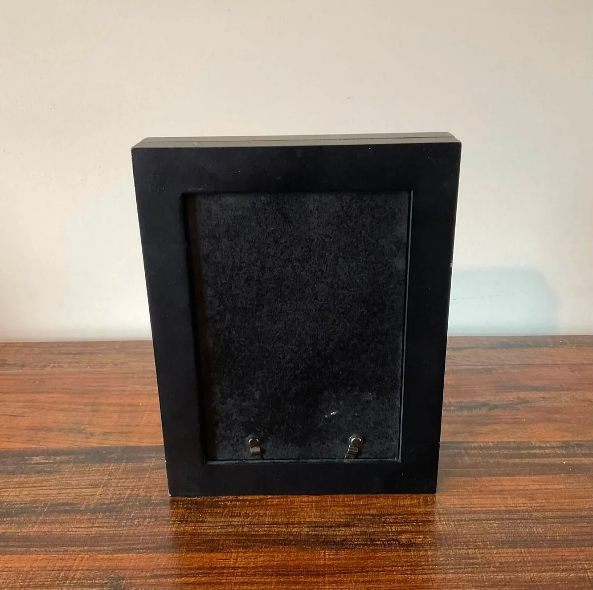 Hinged Picture Frame Clock - Decorative Timepiece - Image 4