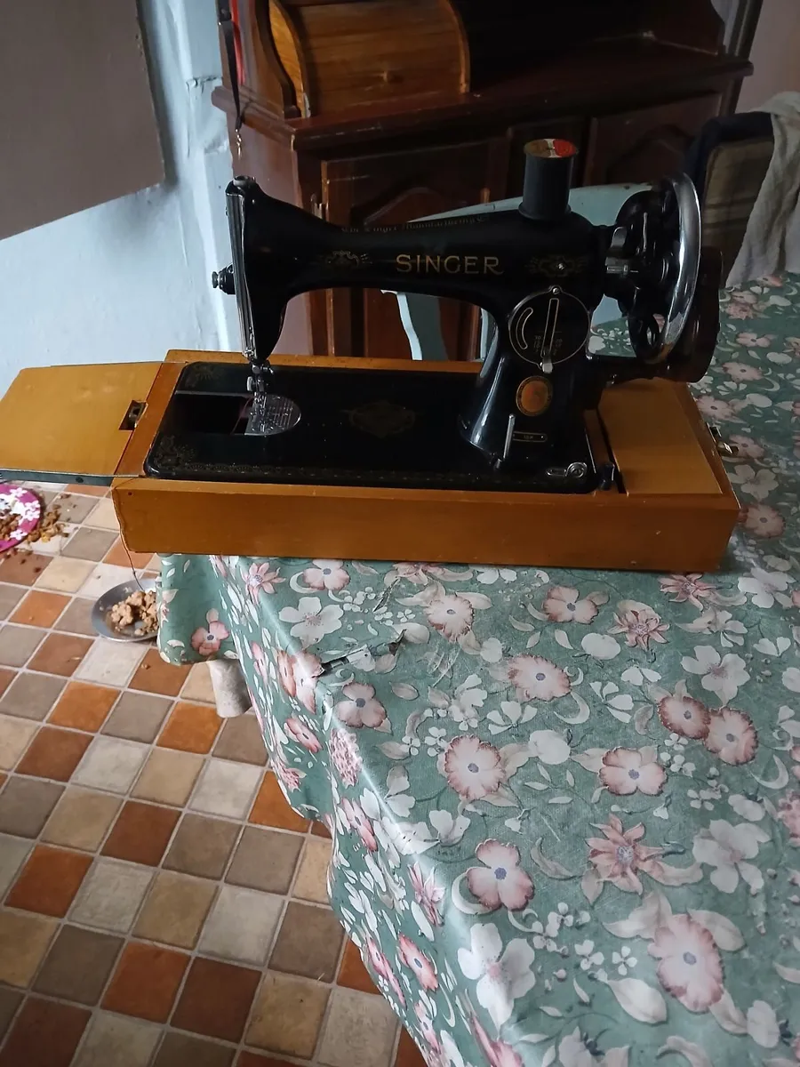 1981 Sewing Machine - Image 1