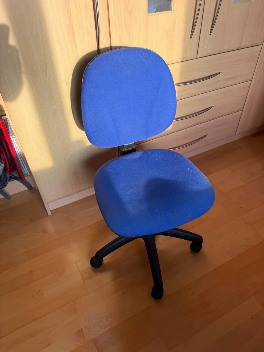 Wardrobe - Image 4