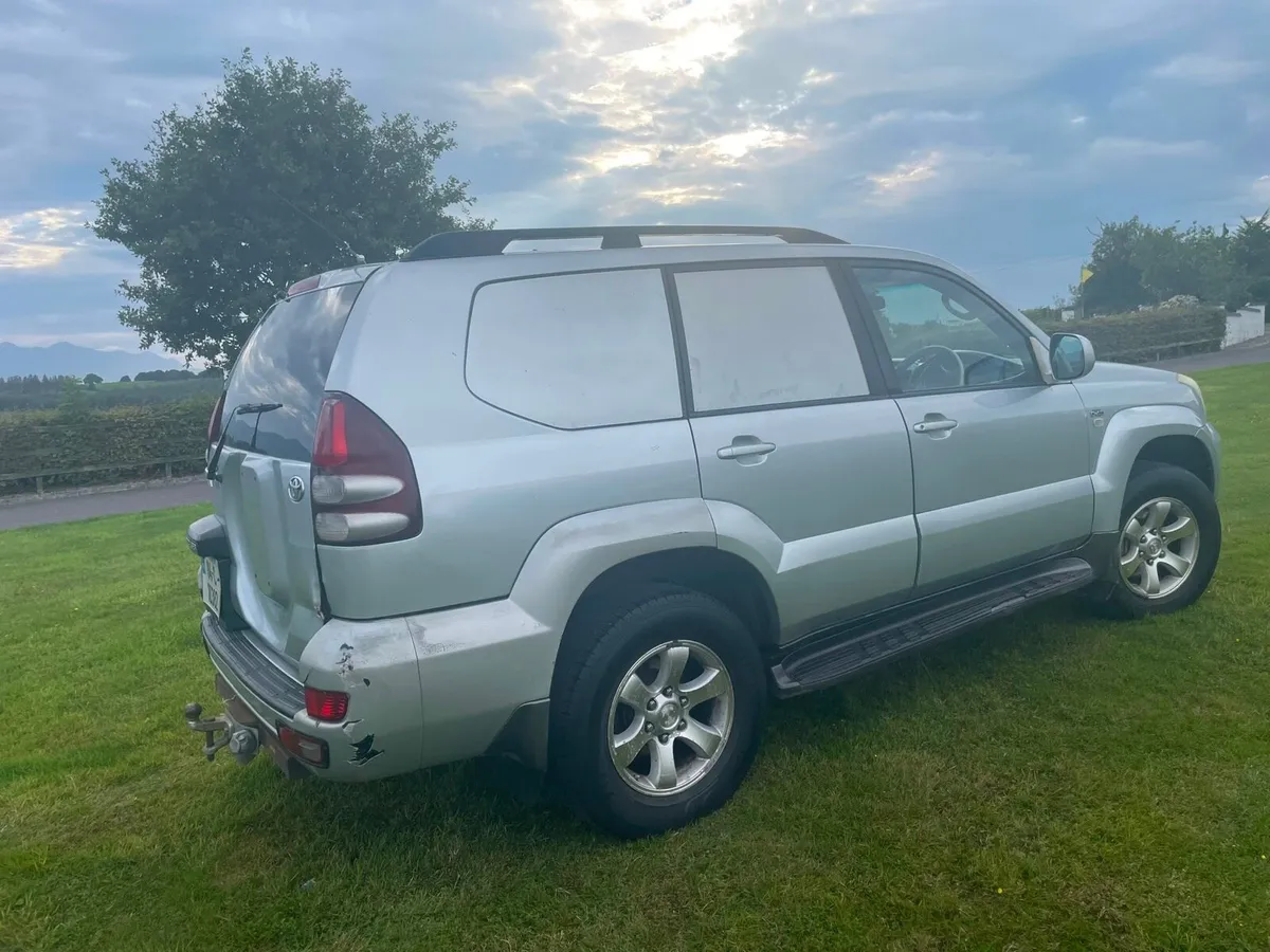 Toyota Land Cruiser - Image 2